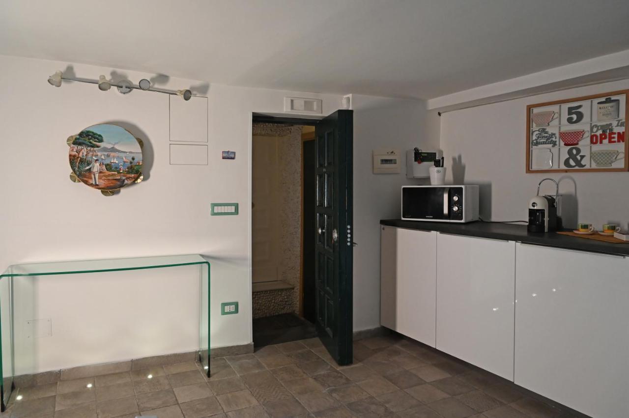 Ferienwohnung Il Rifugio Di Beppe Neapel Exterior foto